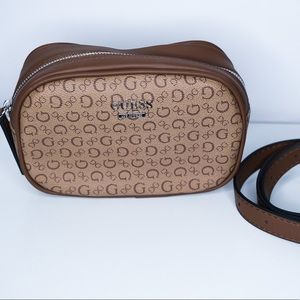 Guess Fanny Pack
